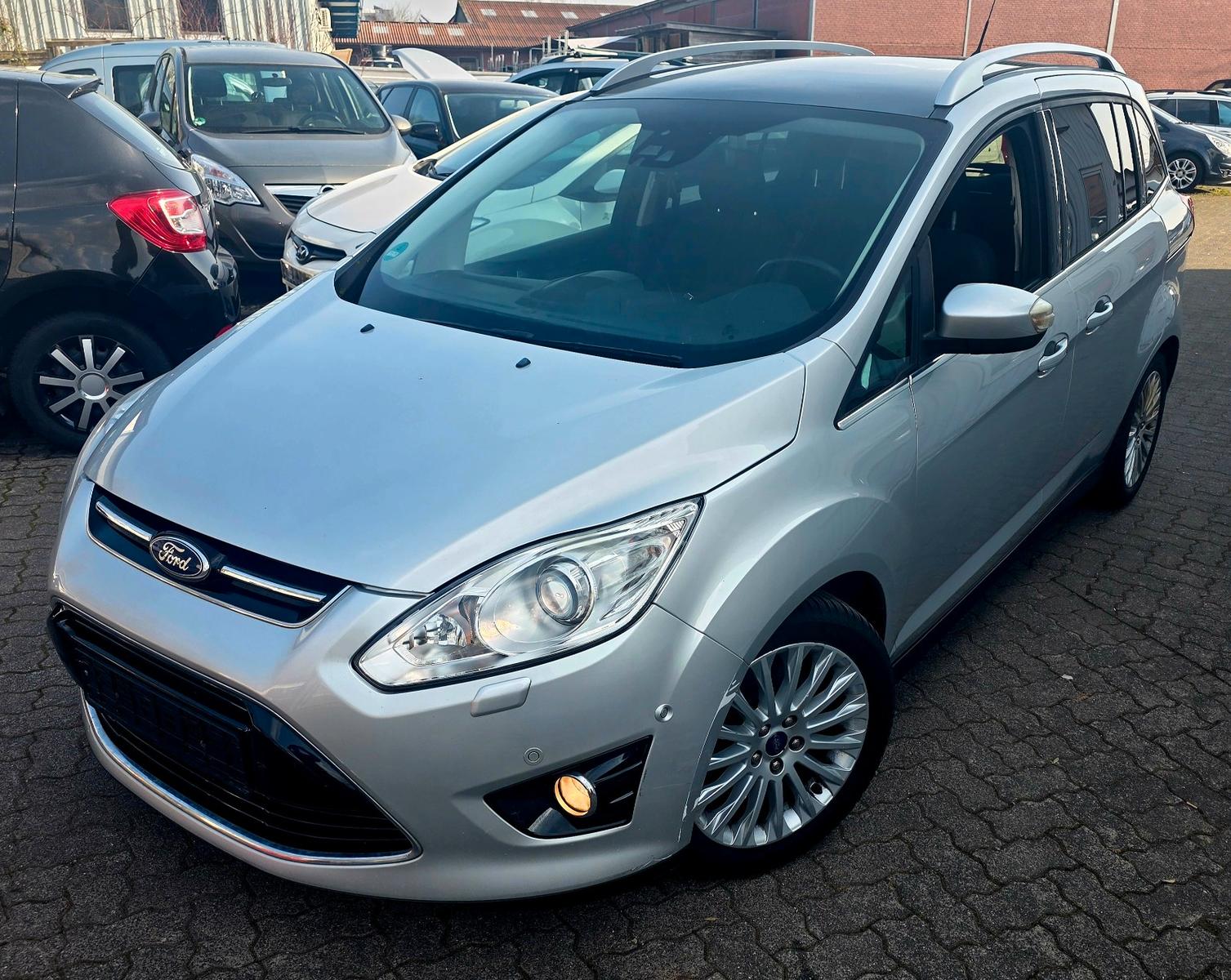 Ford Grand C-Max Grand C-MAX Titanium PANO