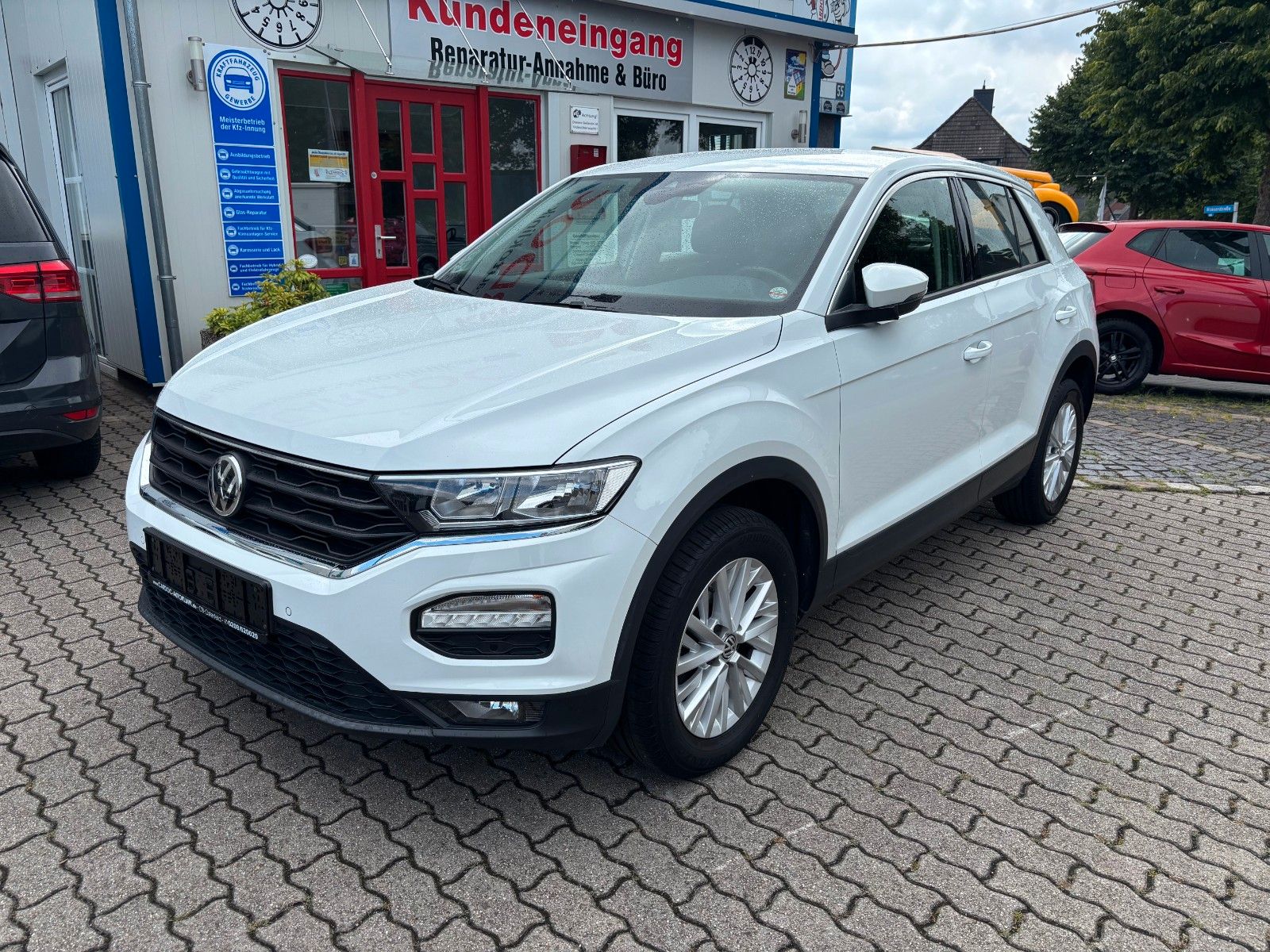 VW T-Roc Basis