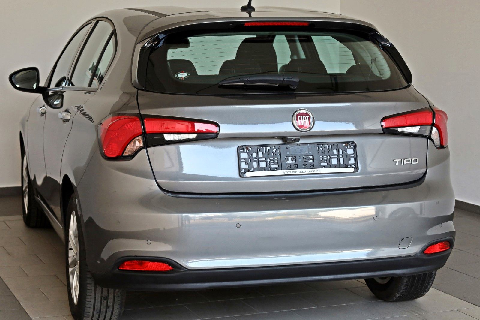 Fahrzeugabbildung Fiat Tipo Lounge Navi,Kamera,SH,PDC,SR+WR