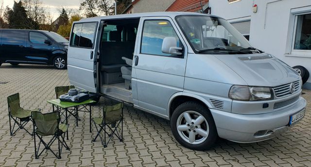 Volkswagen T4 Multivan 2.5 TDI,Ahk,Shz,Navi,YouTube !!!