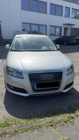 Audi A3 2.0 TDI Automatik | EZ 2010 | 126.... - Audi A3 aus 2010: TDI
