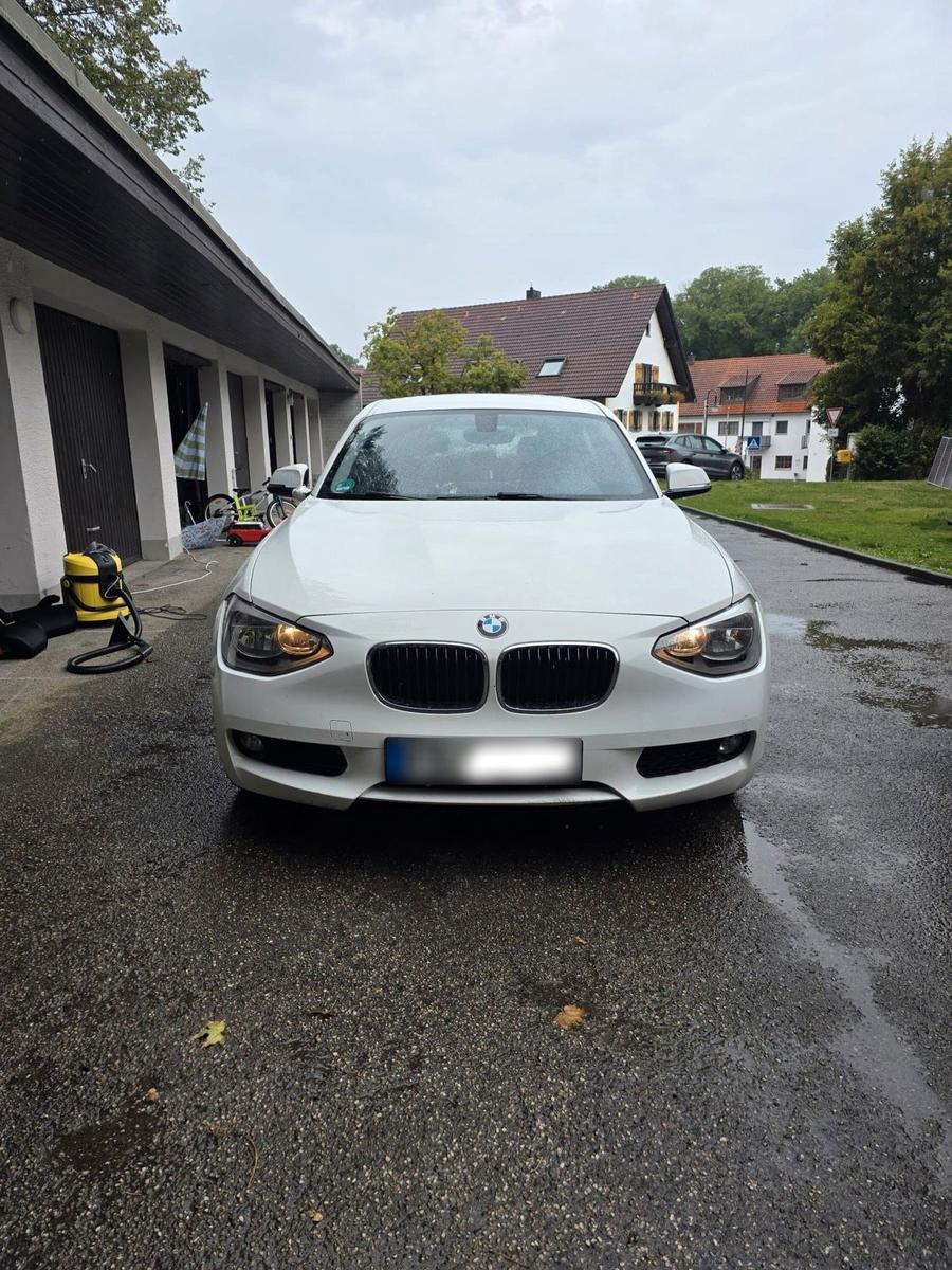 BMW 114