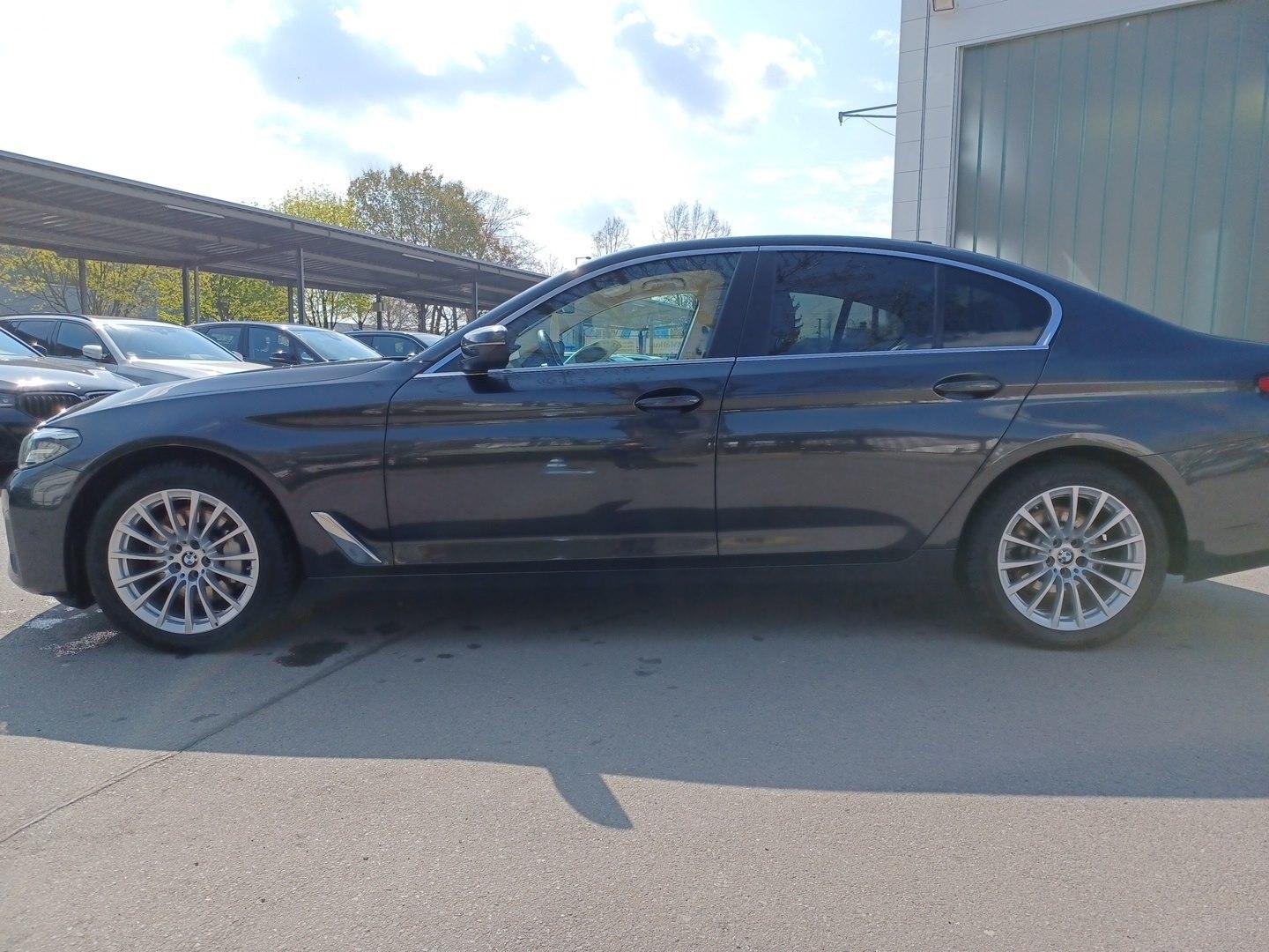 BMW 530i xDrive Limousine Head-Up HK HiFi DAB WLAN