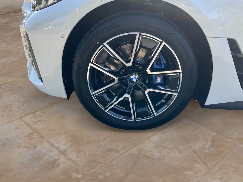 BMW i4 - Bild 2