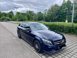 Mercedes-Benz C 400 4MATIC T AMG Line Autom. AMG Line - Mercedes-Benz C 400 von privat