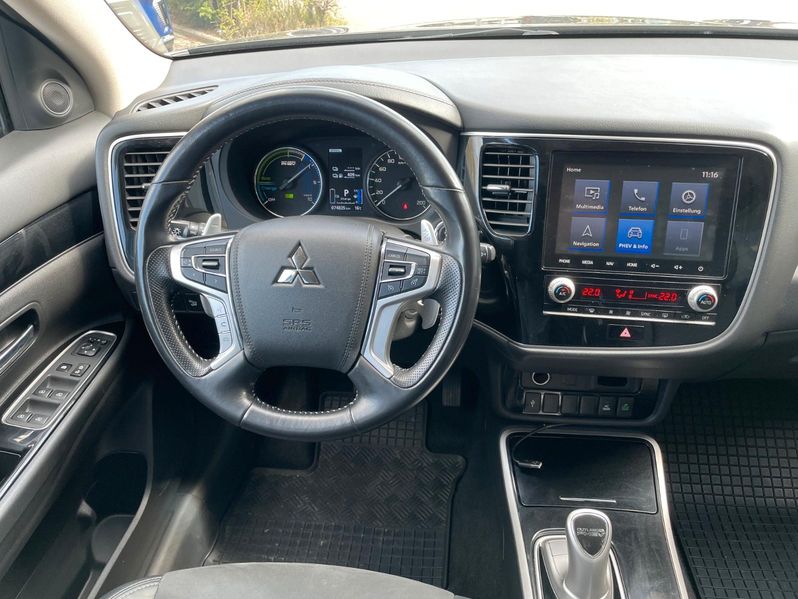 Mitsubishi Outlander Plug-In-Hybrid PHEV SPIRIT 4WD *AHK*