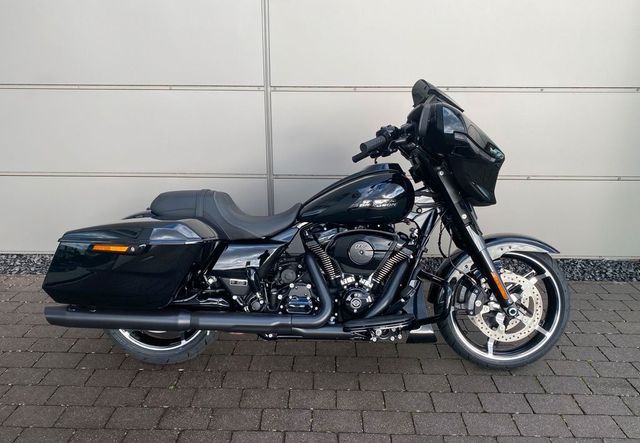 Harley-Davidson Street Glide 117 