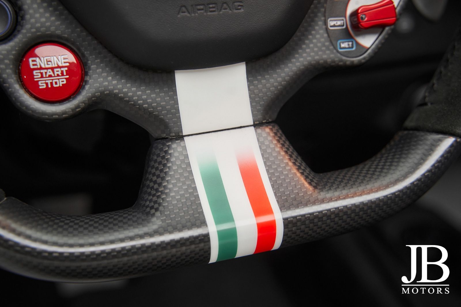 Fahrzeugabbildung Ferrari 488 Pista Spider Tailormade Special Carbon Lift