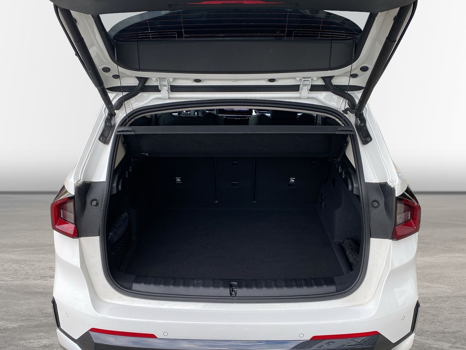 BMW iX1 - Bild 16