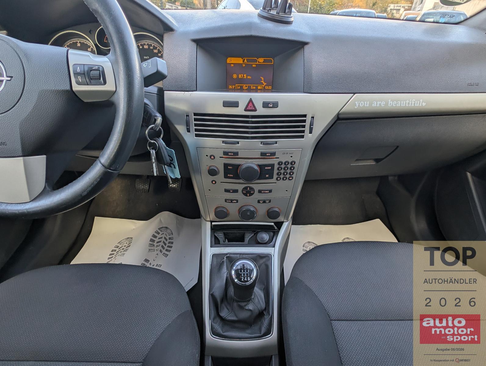 Opel Astra 2007 — photo 18