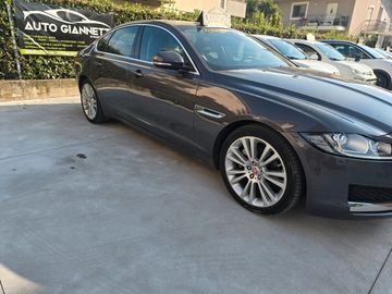 Jaguar XF - 2