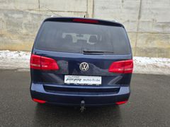 VW Touran Highline 2.0TDI 140PS 7Sitze Pano