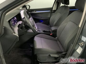 Volkswagen Golf 1.5 eTSI DSG Life Garantie 8.4.30  100.000