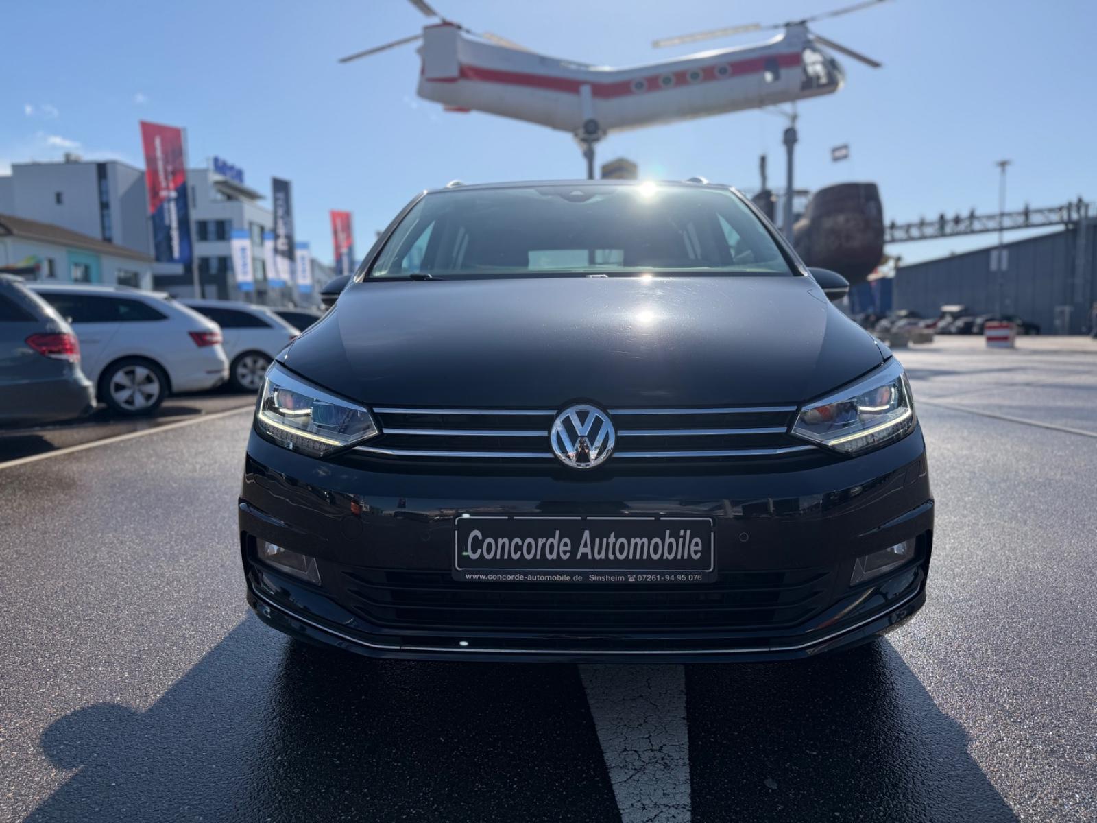 Volkswagen Touran Highline AHK Tempomat/SHZ/RFK