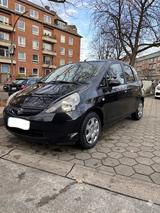 Honda Jazz in Schwarz  TÜV bis 10/2027 - gebrauchte Honda Jazz aus dem Jahr 2007