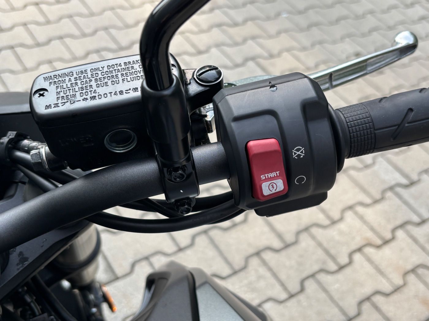 Fahrzeugabbildung Honda CB 750 Hornet A2