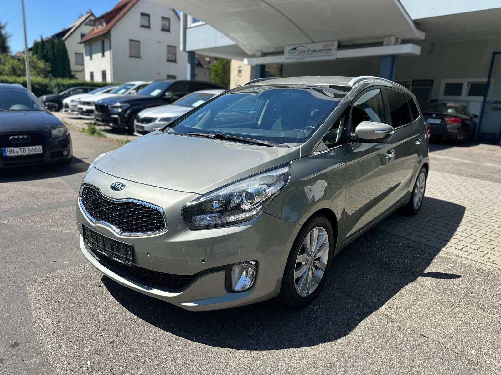 Kia Carens 1.7 Diesel Automatik Dream Team Navigatio