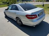 Mercedes-Benz E 63 AMG /Pano/Memory-Massage/Keyless/Airmatic - Mercedes-Benz E 63 AMG aus 2009