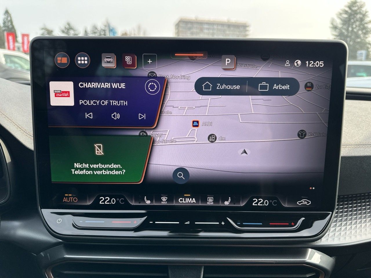 Fahrzeugabbildung CUPRA Leon Sportstourer 2.0 TSI 204 PS DSG 4Drive - mit KI generiert/bearbeitet