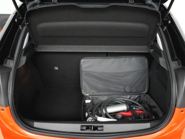 Corsa-e F EDITION 50kWH AT+RÜCKFAHRKAMERA+SITZ-/