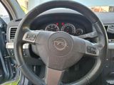Opel Vectra Diesel mit TÜV 243.000 KM. - Opel Vectra mit Diesel-Antrieb: Kombi, 2.2