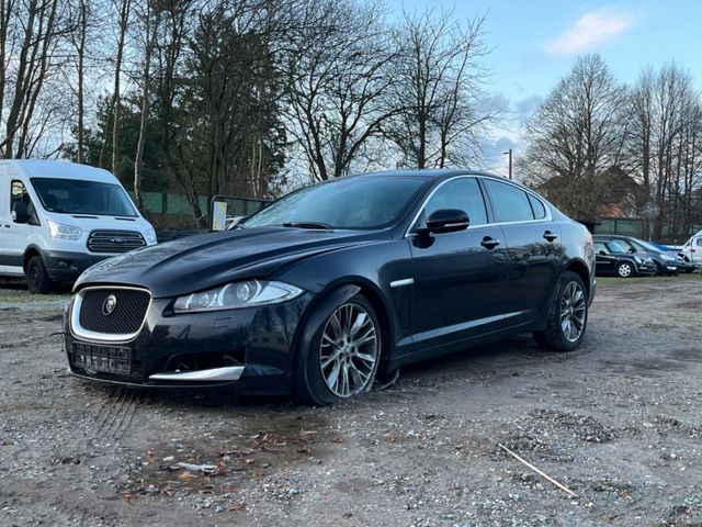 Jaguar XF 3.0 V6 Diesel S/MEMORY/LEDER/NAVI/SITZH/TEMPO