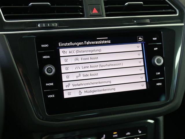 Volkswagen Tiguan DSG ELEGANCE LED MATRIX IQ ACC KAMERA