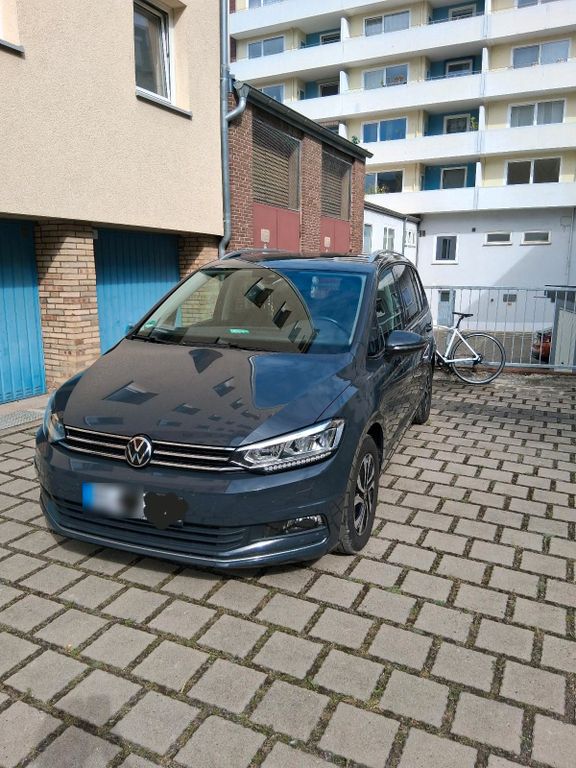 Image of Volkswagen Touran