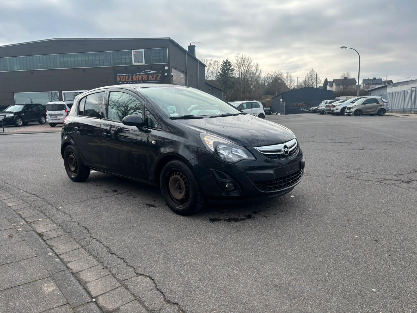 Opel Corsa D Active *NAVI*