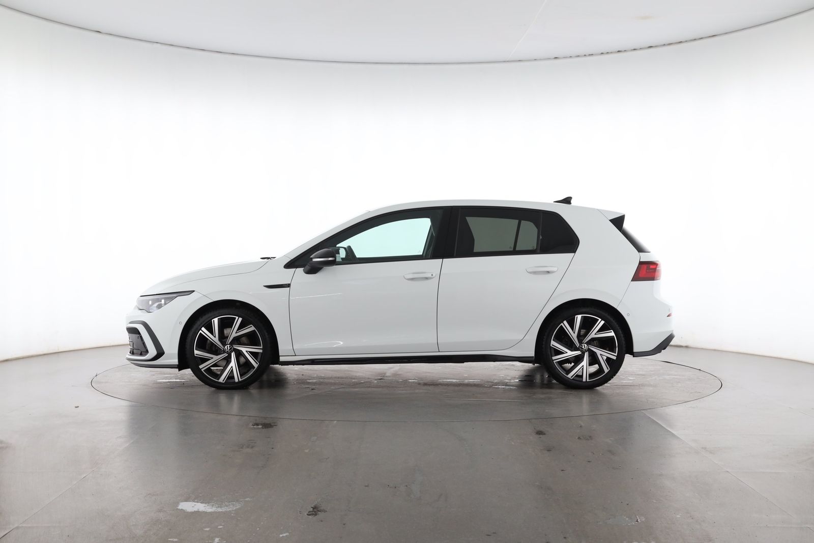 Volkswagen Golf VIII 2.0 TSI DSG R-Line | AHK | STANDH. | imagem 3