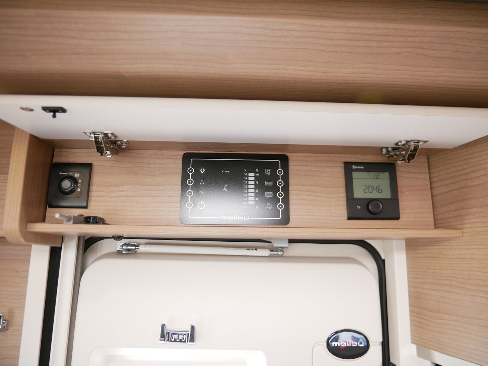 Fahrzeugabbildung Malibu T 450 RB LE comfort Mercedes,Distronic,LED,Autom