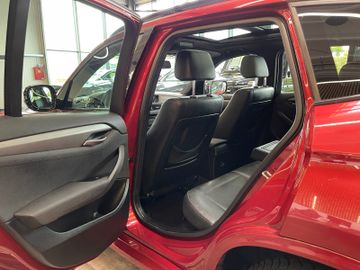 BMW X1 23 d xDrive *M-Sport*AHK*Panorama*Navi*Xenon*