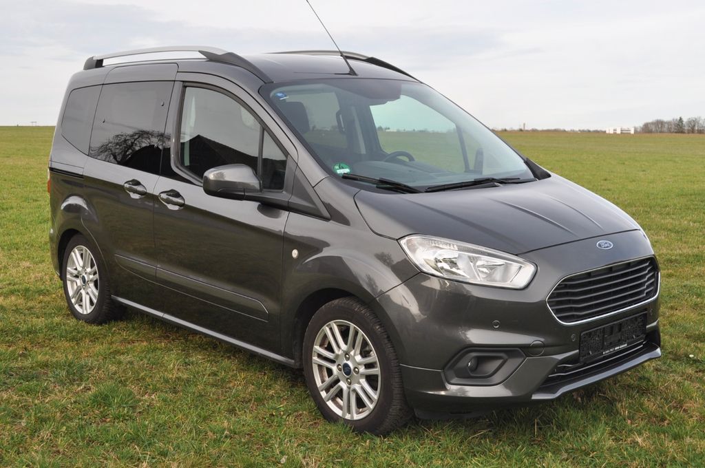 Image of Ford Tourneo Courier