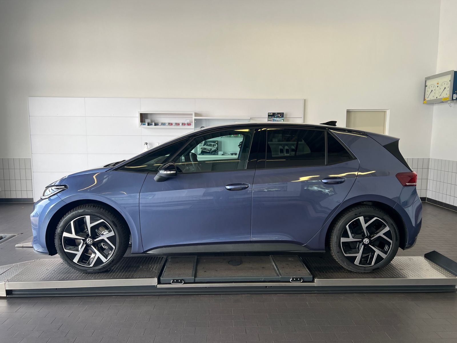 Fahrzeugabbildung Volkswagen ID.3 NEO Style 58 kWh *Wärmepumpe, Navi, Kamera*