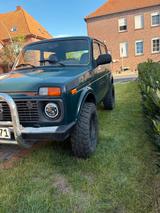 Lada Niva/ HU 02.27/ Geschweißt/versiegelt - Lada aus 2010