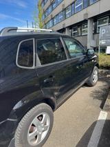 Hyundai TUCSON 2.0 CRDi VGT GLS 2WD GLS - Hyundai TUCSON Gls mit Diesel-Antrieb