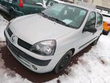 Renault Clio 1.2 16V Angebot - Renault Clio aus 2003: 1.2