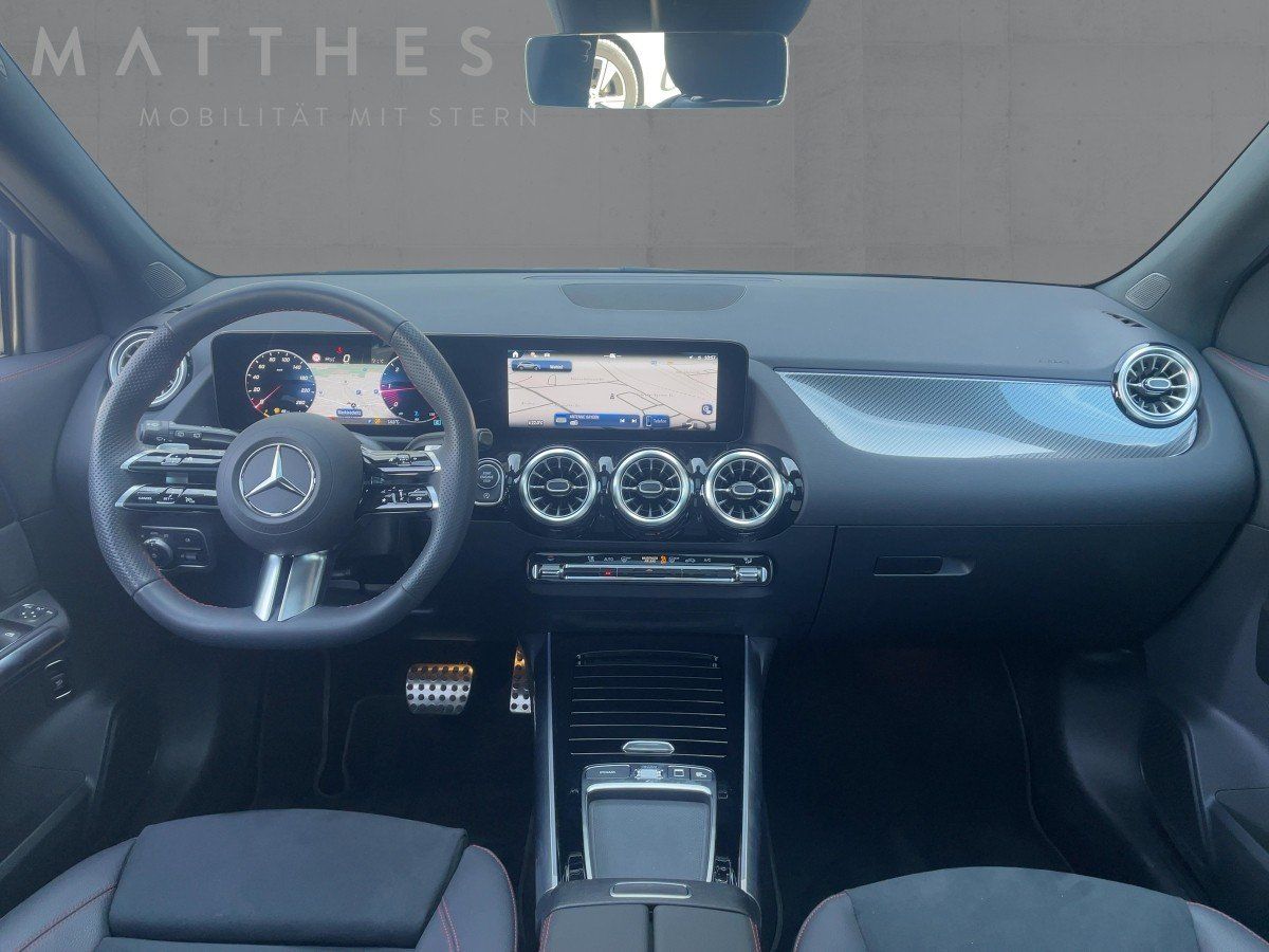 Fahrzeugabbildung Mercedes-Benz GLA 200 d AMG/Night/Pano/Kamera/AHK