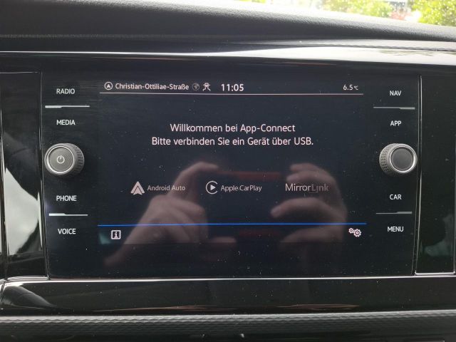 T6.1 MULTIVAN 2.0 TDI GENERATION SIX+AZV+CAM+LED