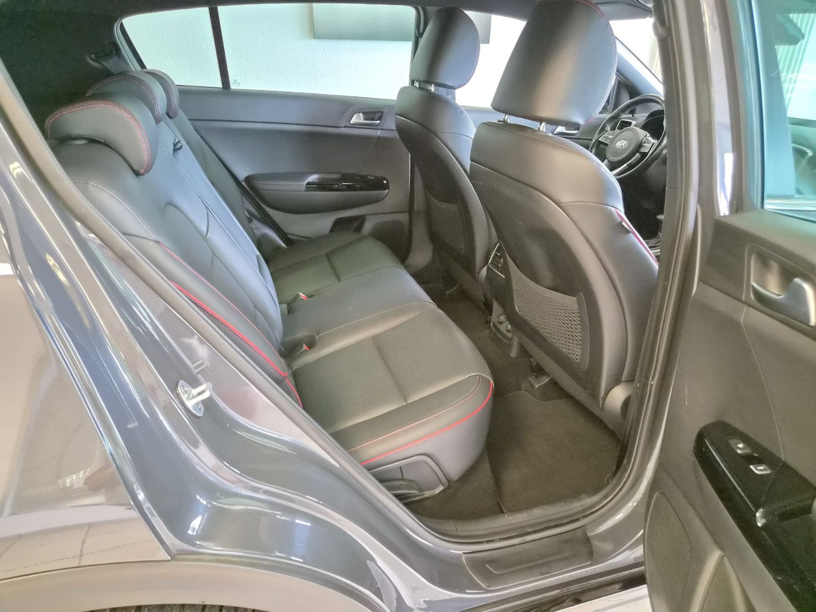Fahrzeugabbildung Kia Sportage GT-Line 4WD / SCHECKHEFT / 1. HAND