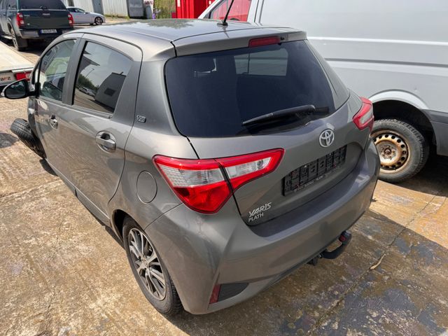 Toyota Yaris  Y20 Club