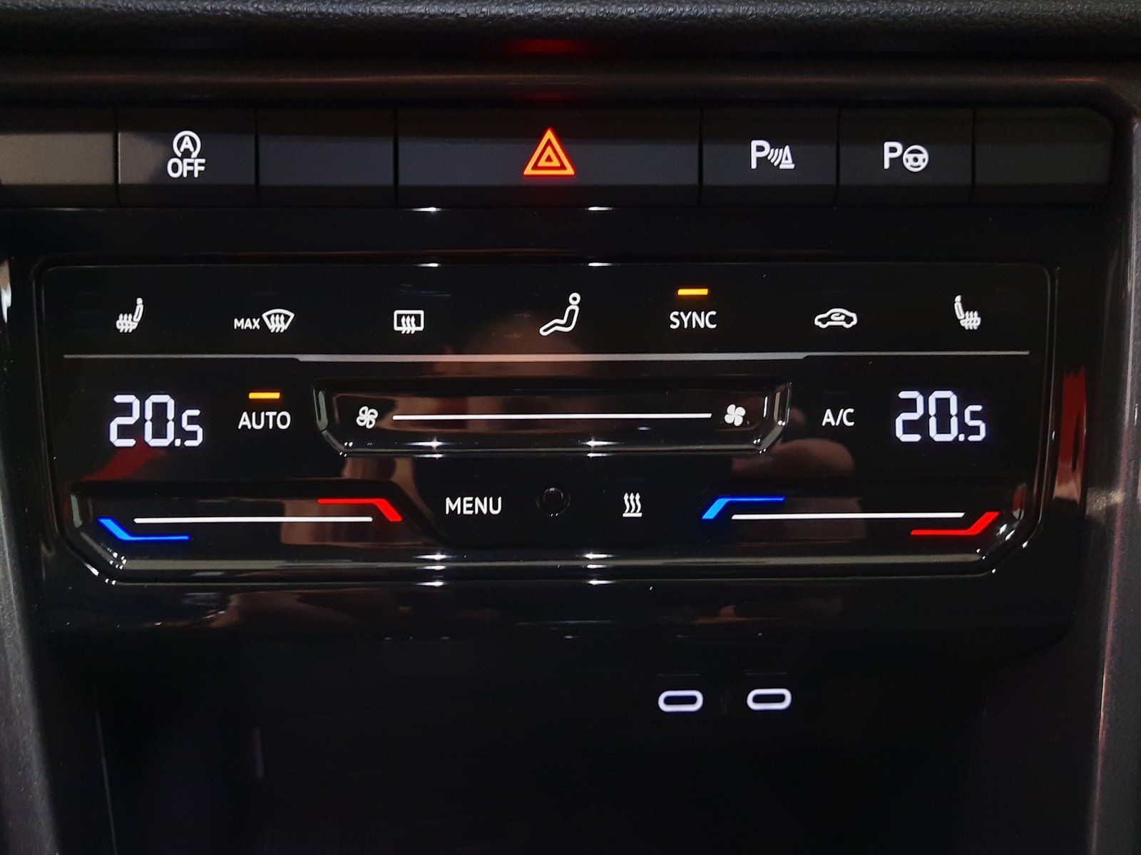 Fahrzeugabbildung Volkswagen T-Roc Style TSI *Standhzg*AHK*Cam*Navi*LED*ACC*