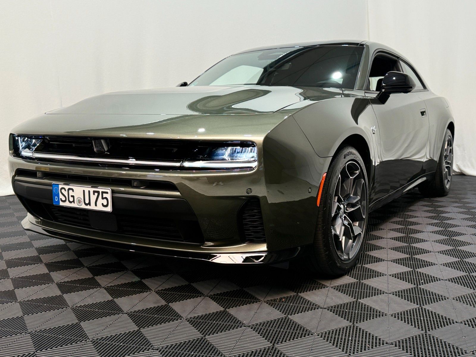 Fahrzeugabbildung Dodge Charger R/T - 2 Door - SIXPACK - ALLRAD