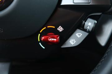 صورة مصغرة 18 لـ 2020 Ferrari ROMA