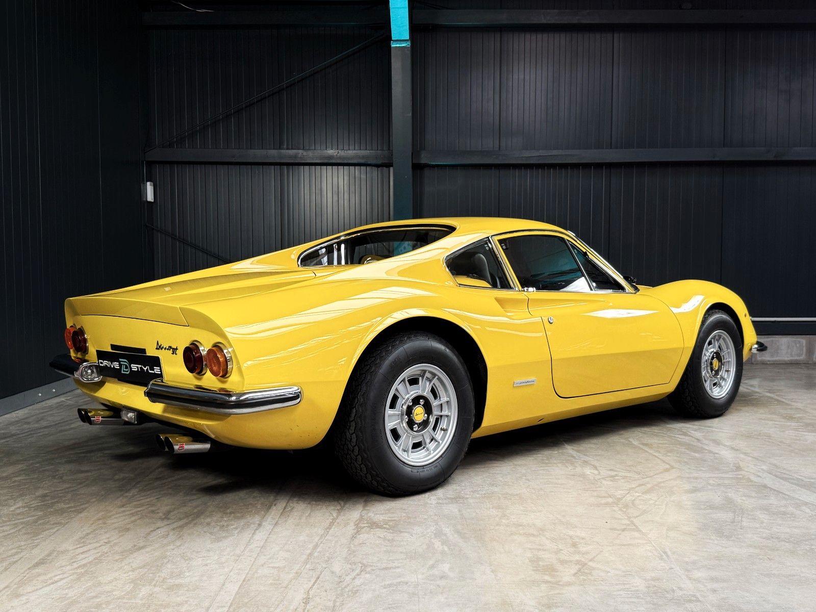 Fahrzeugabbildung Ferrari Dino 246 GT + Giallo Fly + Vollrest. + Zustand 1