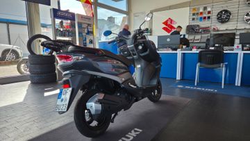 Suzuki Burgman 125