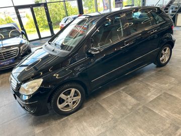 Mercedes-Benz B 200 *Panoramadach*Klimaanlage*elek.Fensterh.*