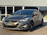 Hyundai i40 1.7 CRDi Style blue LEDER / NAVI / XENON / - Hyundai i40 mit Diesel-Antrieb: Limousine