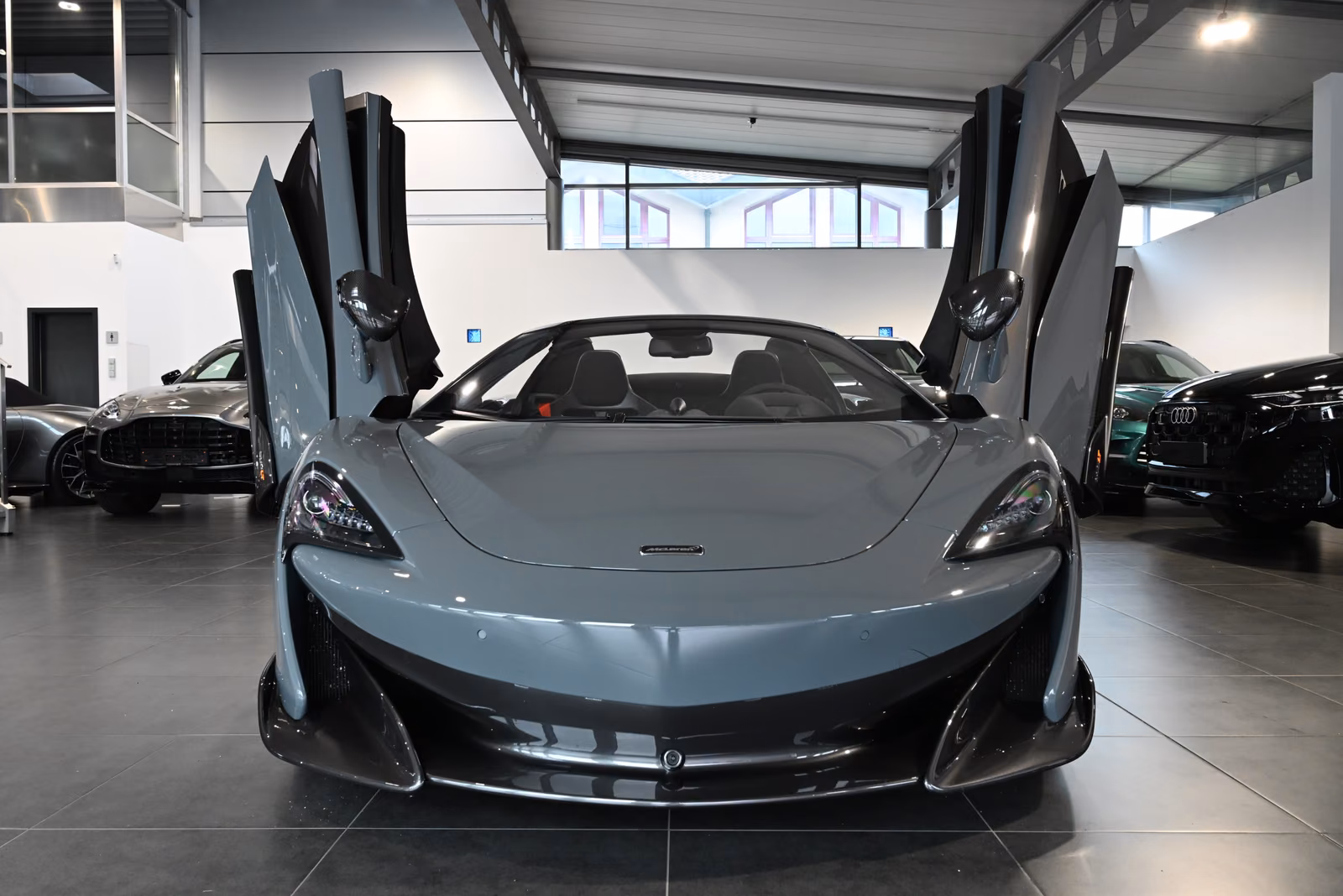 McLaren 600LT Spider/MSO Clubsport/Senna Seats/Lift