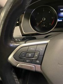 Volkswagen Passat - 3